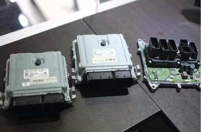 ECU、BCM、VCU、BMS 控制器测试